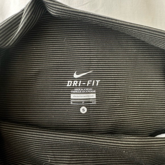 Nike High Waist Leggings - Picture 4 of 5